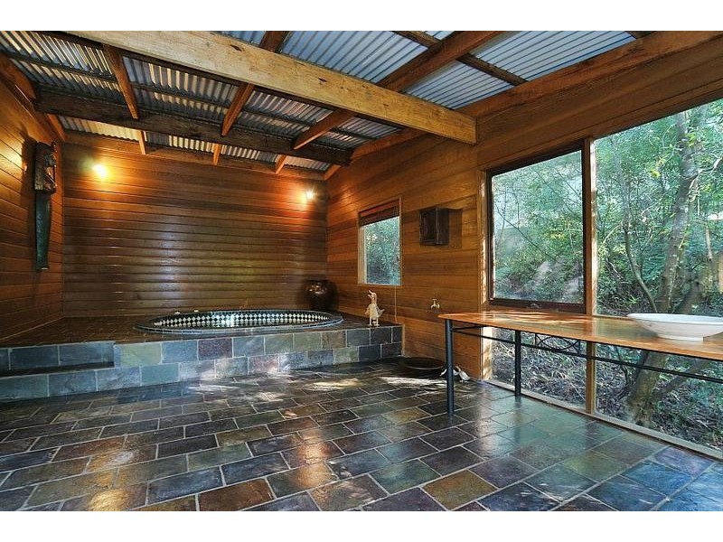 11 Colston Avenue, Sherbrooke VIC 3789