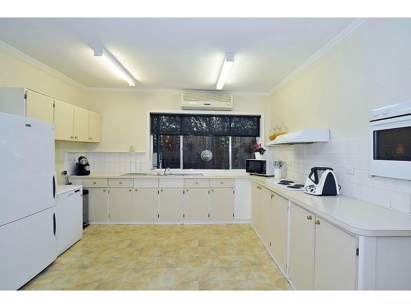 6 Darling Avenue, Upwey VIC 3158