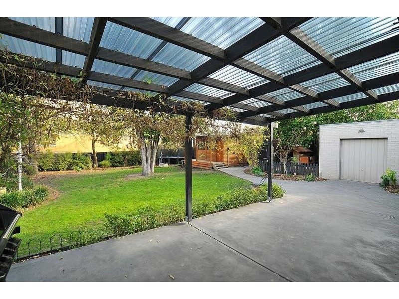 6 Darling Avenue, Upwey VIC 3158