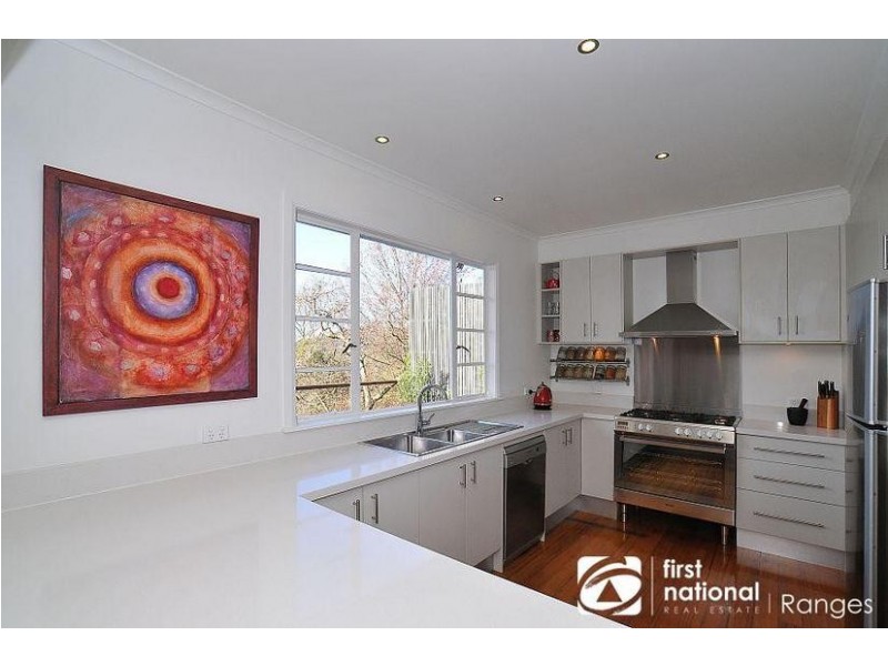 9 Dalmonte Grove, Kallista VIC 3791