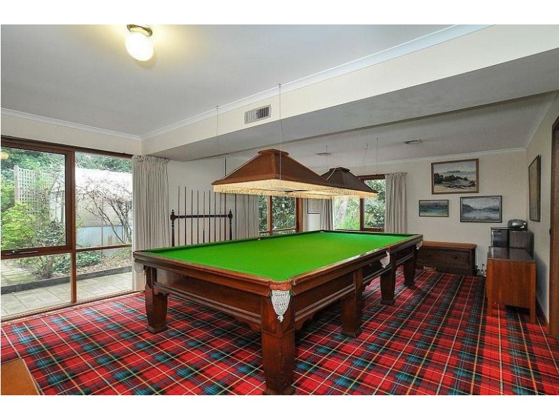 1 Kenneth Avenue, Sassafras VIC 3787
