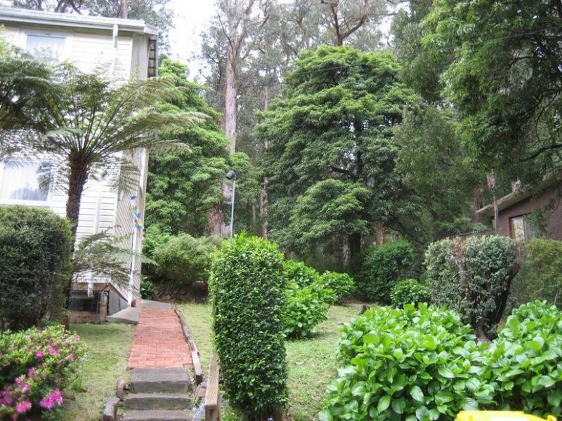 2/23 The Avenue, Upwey VIC 3158