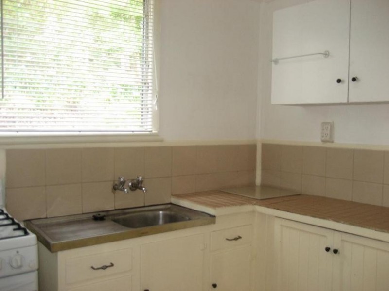 2/23 The Avenue, Upwey VIC 3158