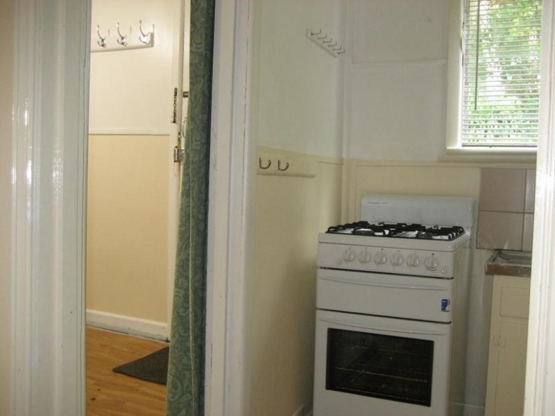 2/23 The Avenue, Upwey VIC 3158