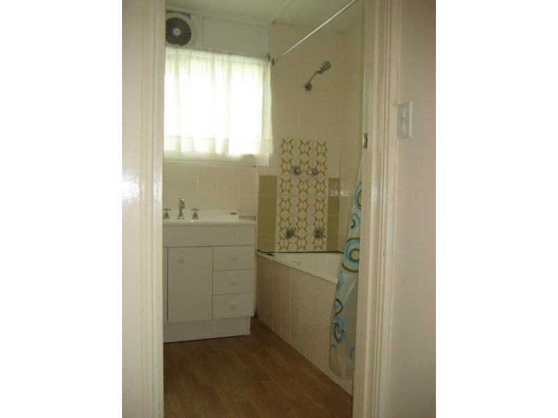 2/23 The Avenue, Upwey VIC 3158