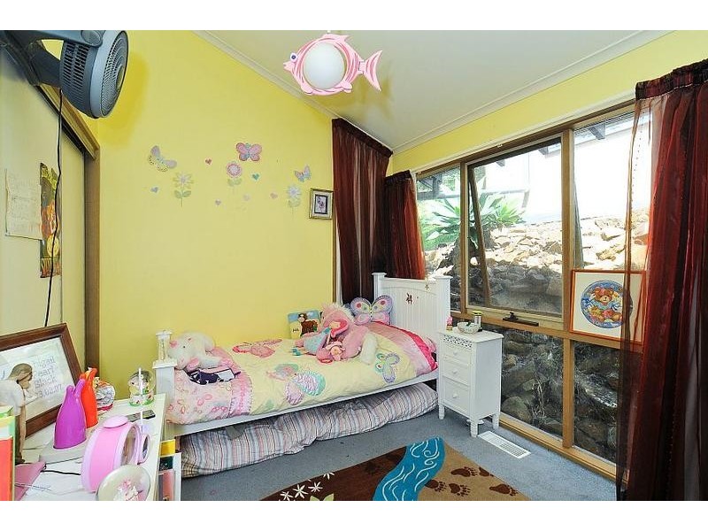 17 Ropley Grange, Upwey VIC 3158