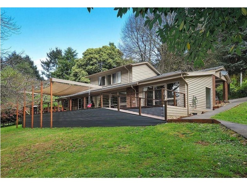 1 Coonara Court, Olinda VIC 3788