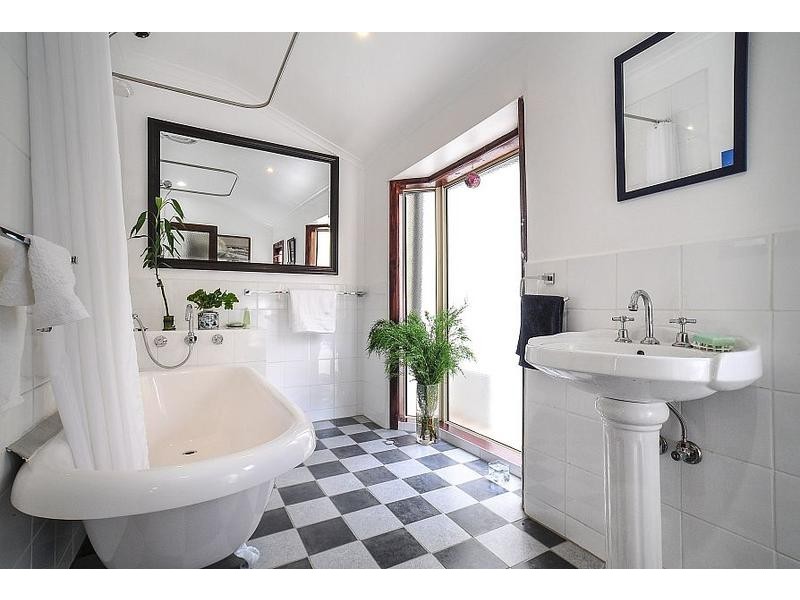 6 Mason Grove, Sassafras VIC 3787