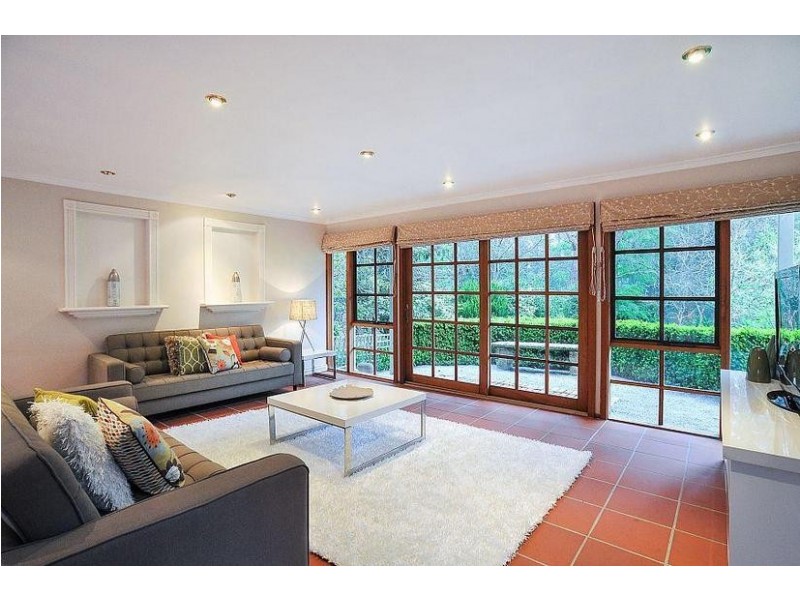 34 Olinda Crescent, Olinda VIC 3788