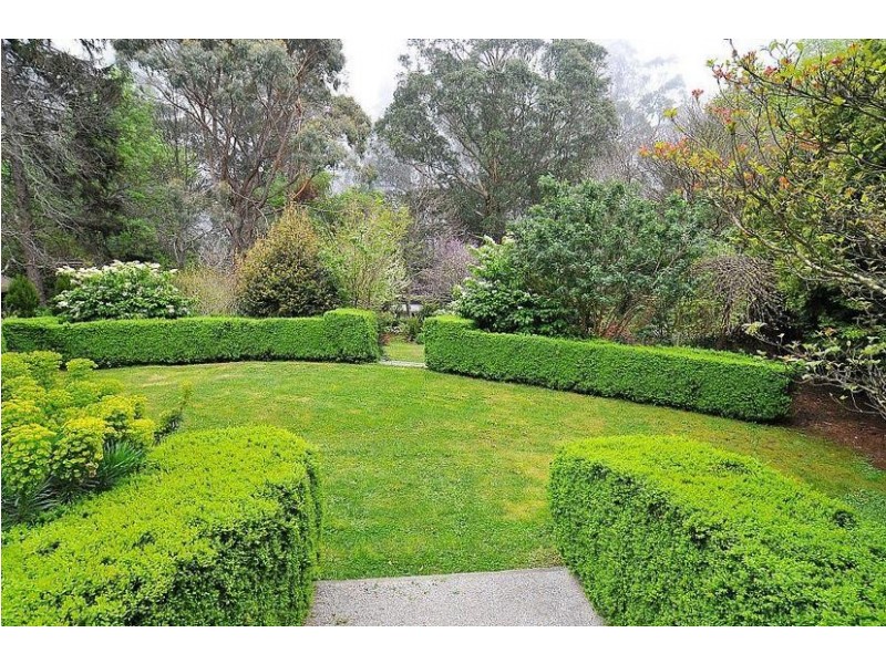 34 Olinda Crescent, Olinda VIC 3788