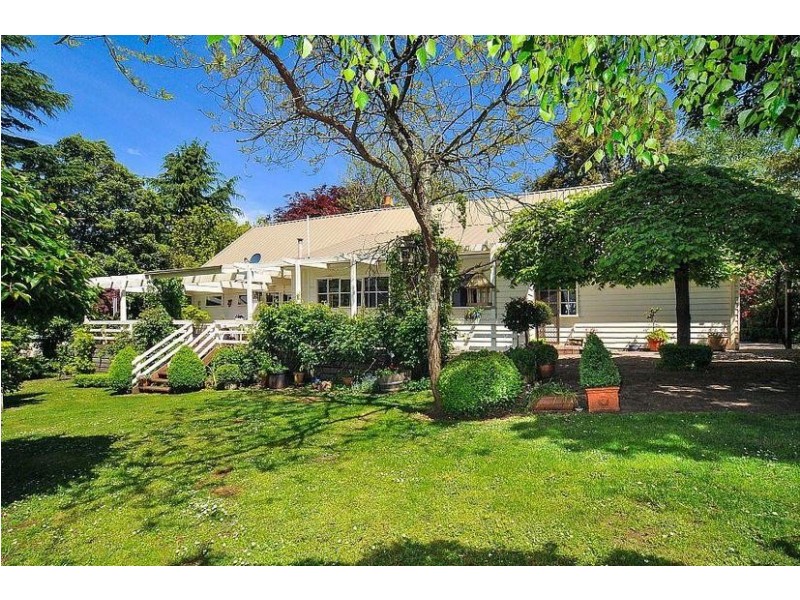 12 Birds Road, Ferny Creek VIC 3786