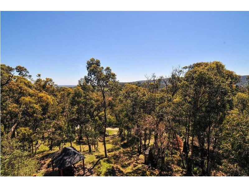 2 Vista Road, Belgrave Heights VIC 3160