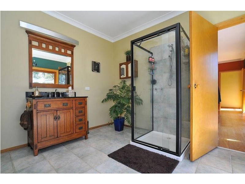 2 Vista Road, Belgrave Heights VIC 3160