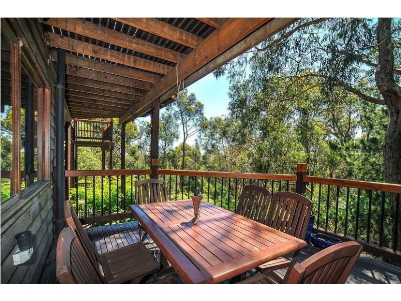 2 Vista Road, Belgrave Heights VIC 3160
