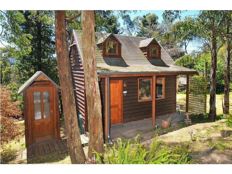 2 Vista Road, Belgrave Heights VIC 3160