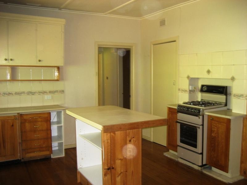 14 KESWICK AVENUE, Belgrave VIC 3160