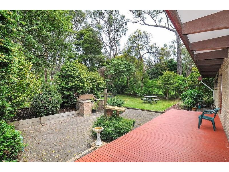 17 Heath Road, Belgrave Heights VIC 3160