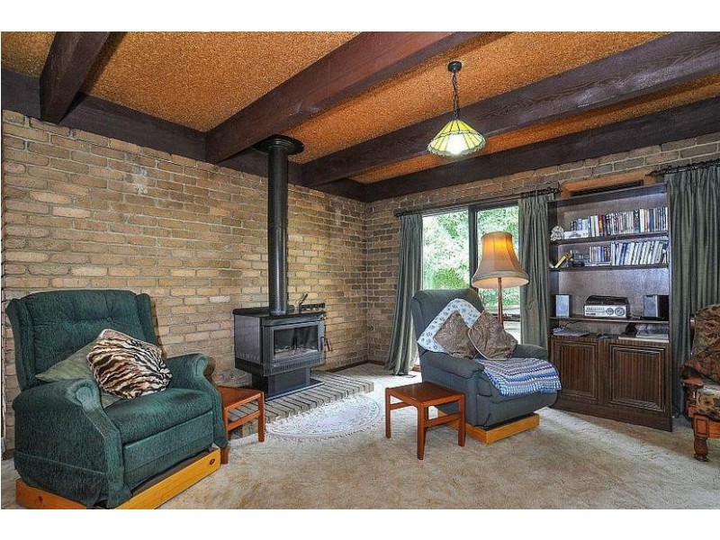 17 Heath Road, Belgrave Heights VIC 3160