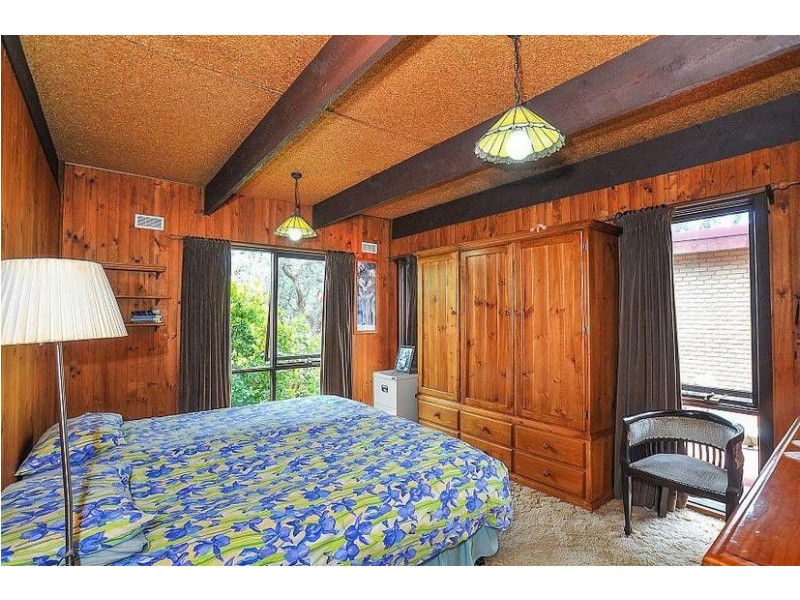 17 Heath Road, Belgrave Heights VIC 3160