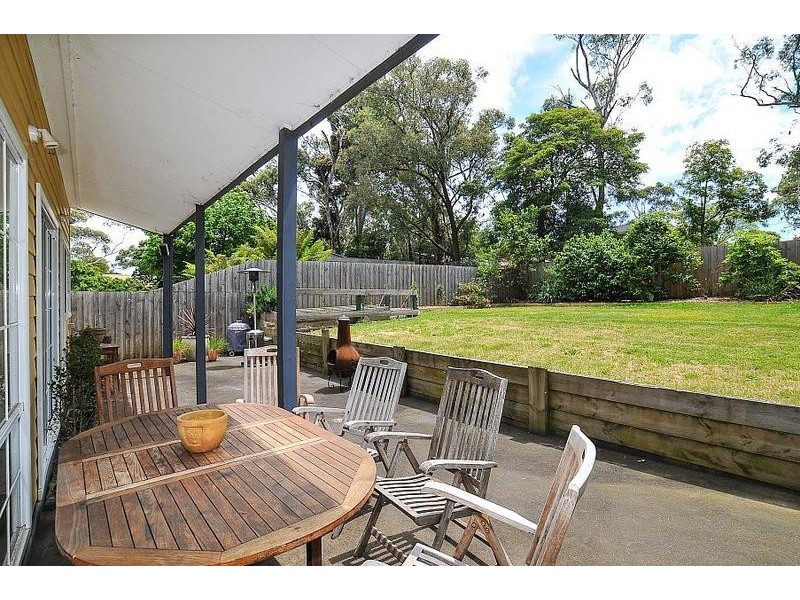 7 Thompson Road, Upwey VIC 3158