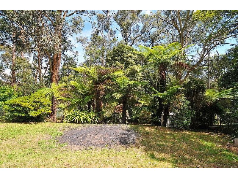 61 Alexander Avenue, Upwey VIC 3158