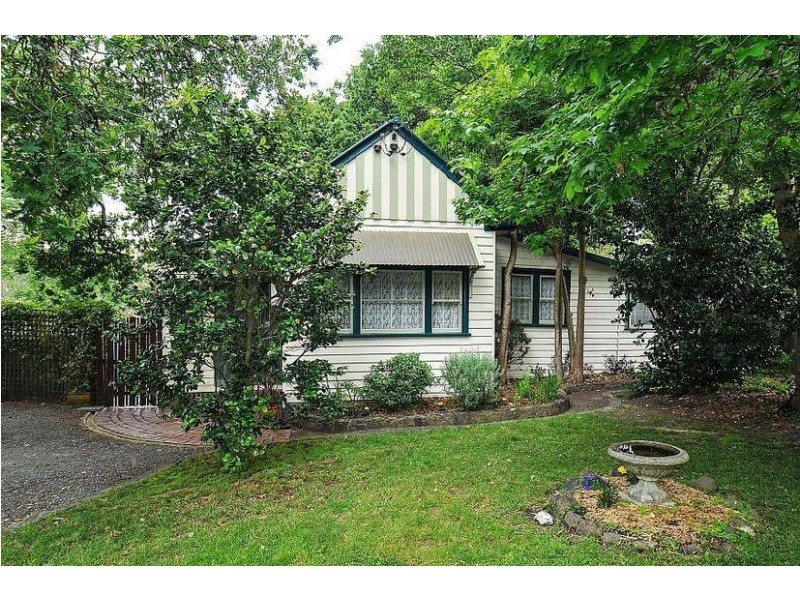 4 Morris Road, Upwey VIC 3158