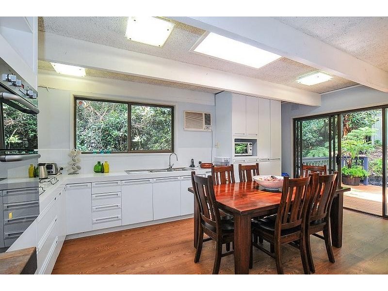 8 James Street, Selby VIC 3159