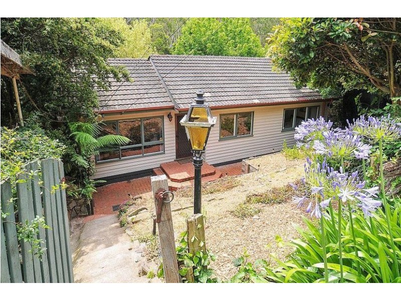 99 Old Belgrave Road, Upwey VIC 3158