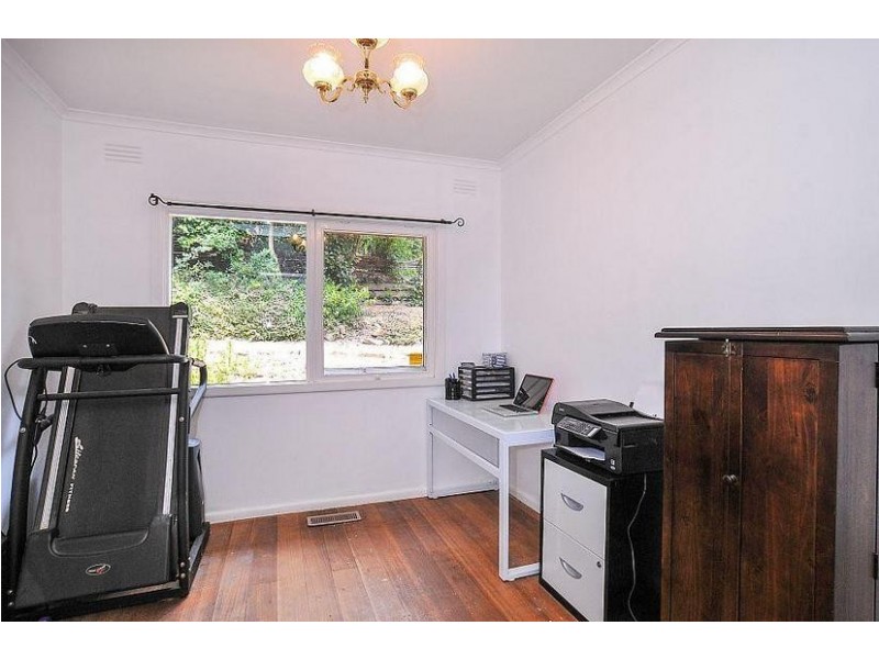 99 Old Belgrave Road, Upwey VIC 3158