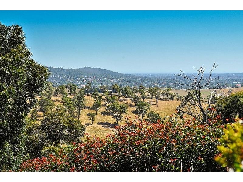 15 Fern Road, Upper Ferntree Gully VIC 3156