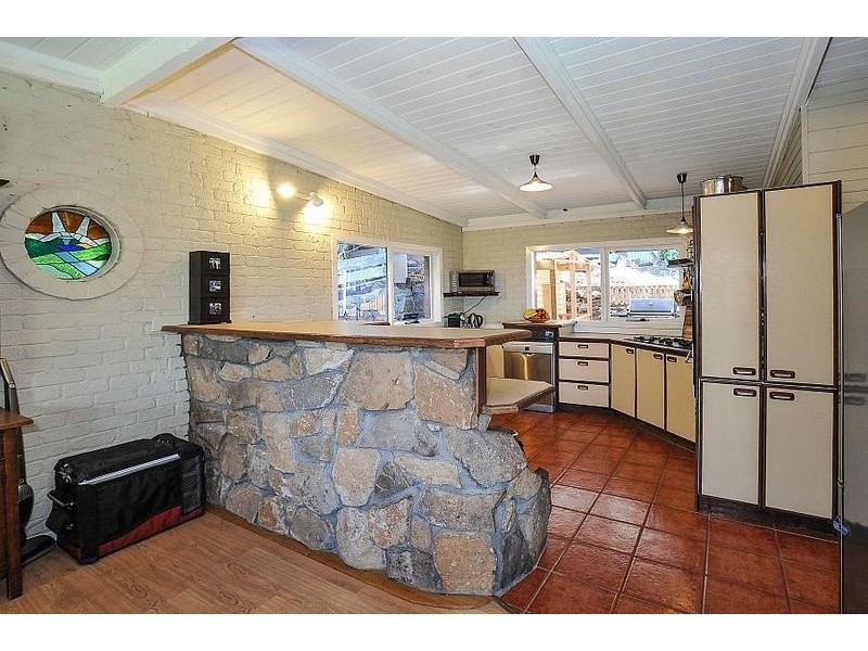 15 Fern Road, Upper Ferntree Gully VIC 3156