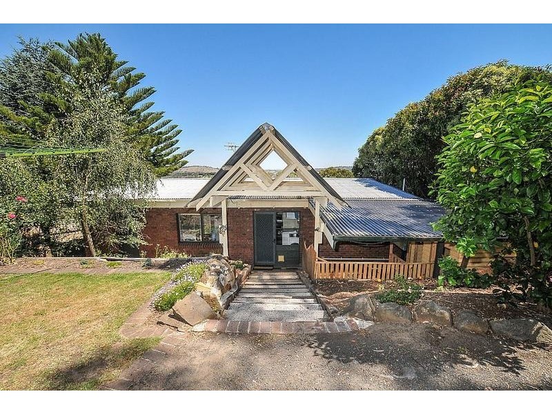 15 Fern Road, Upper Ferntree Gully VIC 3156