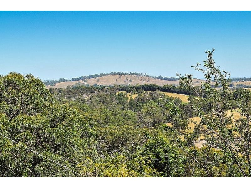 15 Fern Road, Upper Ferntree Gully VIC 3156