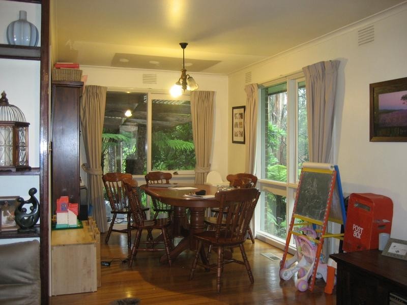 8 Colston Avenue, Sherbrooke VIC 3789