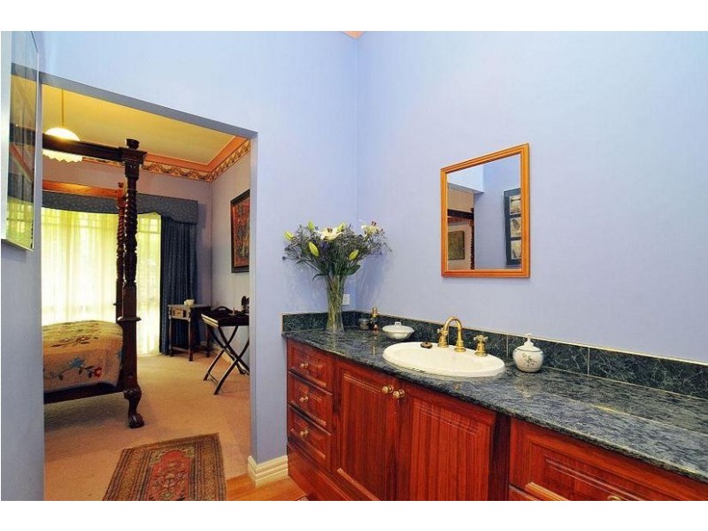 81 Sandells Road, Tecoma VIC 3160