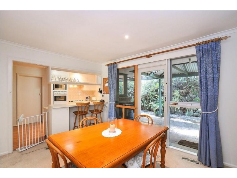 24 Sandells Road, Tecoma VIC 3160