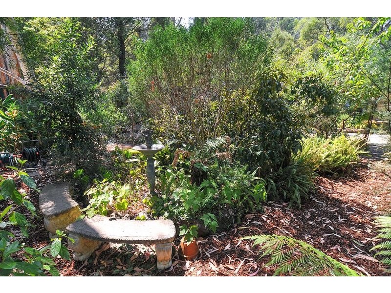 24 Sandells Road, Tecoma VIC 3160