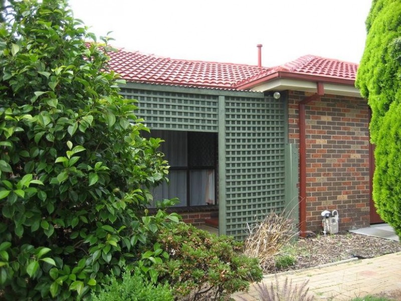 1/3 Bowen Street, Ferntree Gully VIC 3156