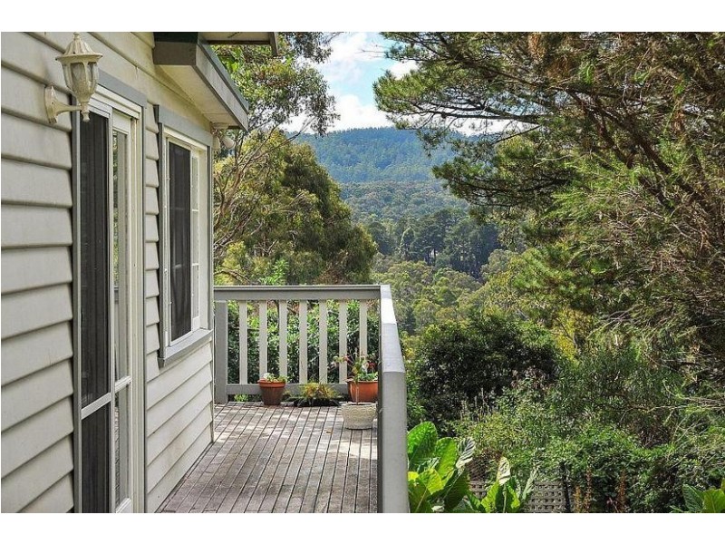 4 The Crescent, Belgrave Heights VIC 3160