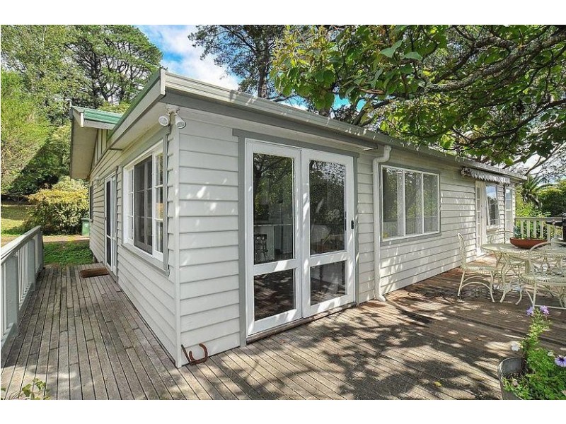 4 The Crescent, Belgrave Heights VIC 3160