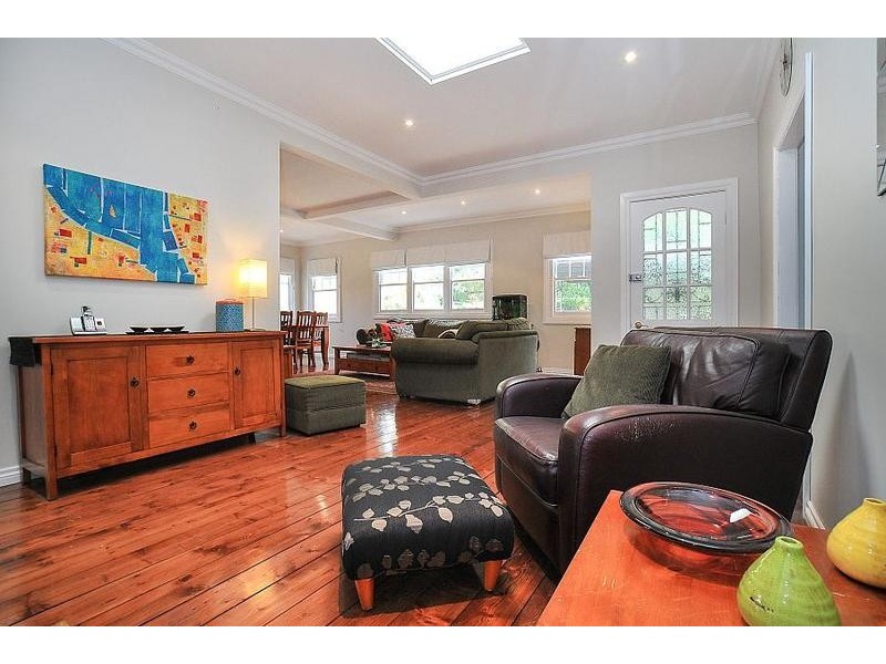 4 The Crescent, Belgrave Heights VIC 3160