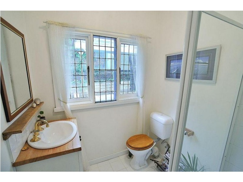 4 Camms Road, The Patch VIC 3792