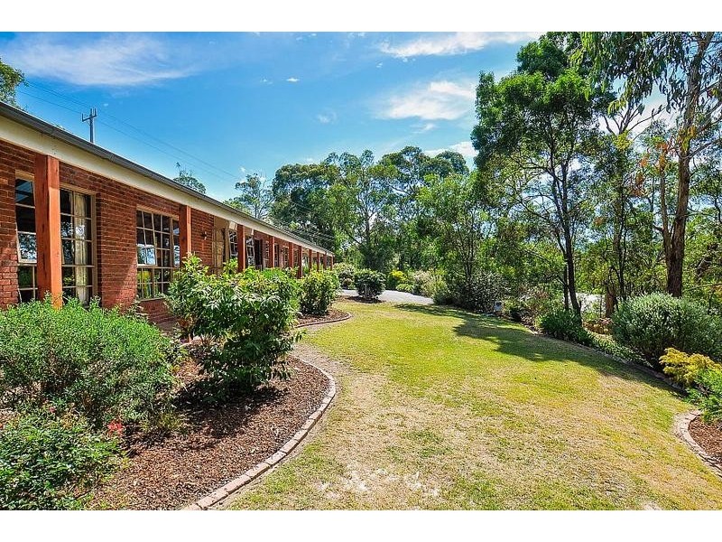 21 Vista Road, Belgrave Heights VIC 3160
