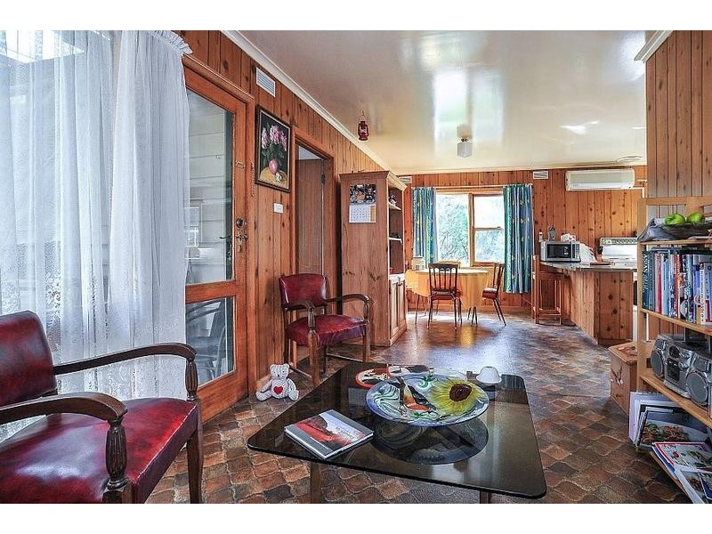1 Forest Park Road, Upwey VIC 3158