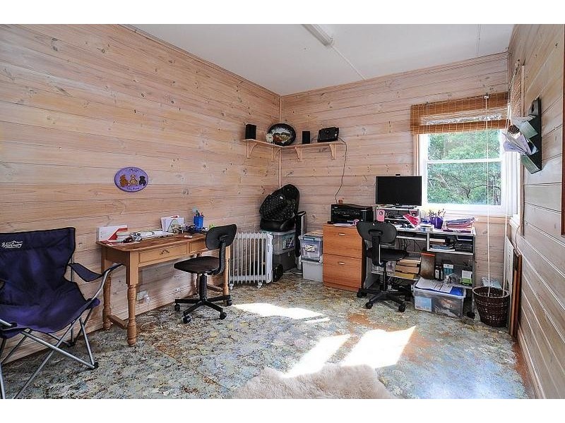 1 Forest Park Road, Upwey VIC 3158