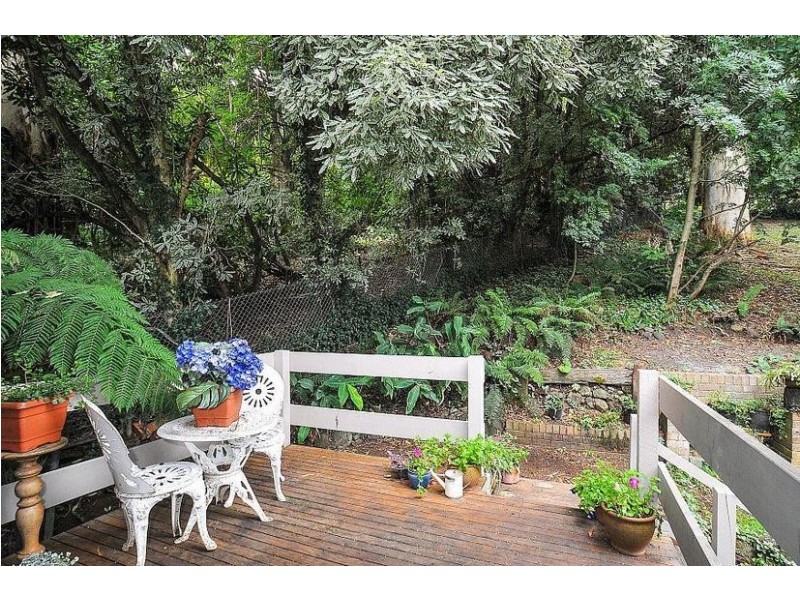 8 Kallamonda Road, Ferny Creek VIC 3786