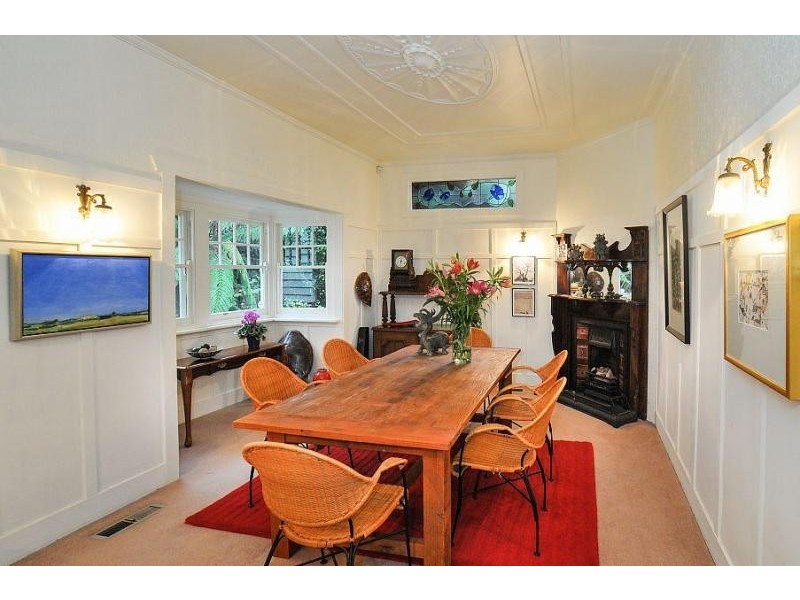 8 The Crescent, Sassafras VIC 3787