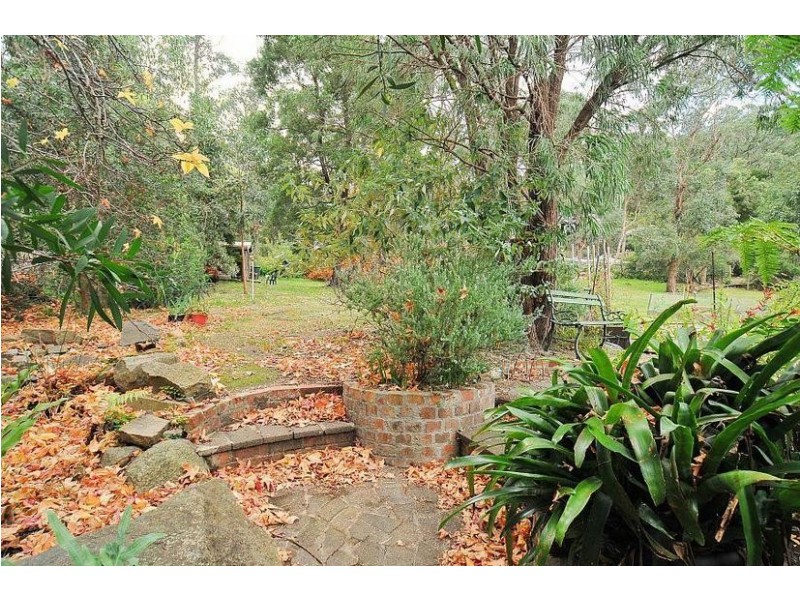 19 Ternes Road, Upwey VIC 3158