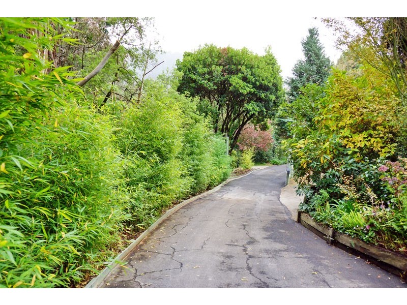 92 Kallista-Emerald Road, The Patch VIC 3792