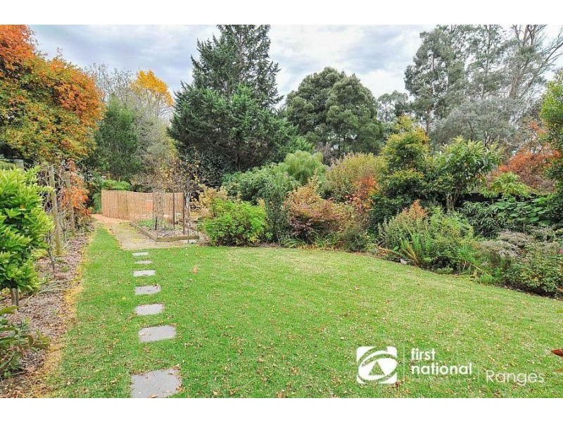 3 Georges Road, The Patch VIC 3792
